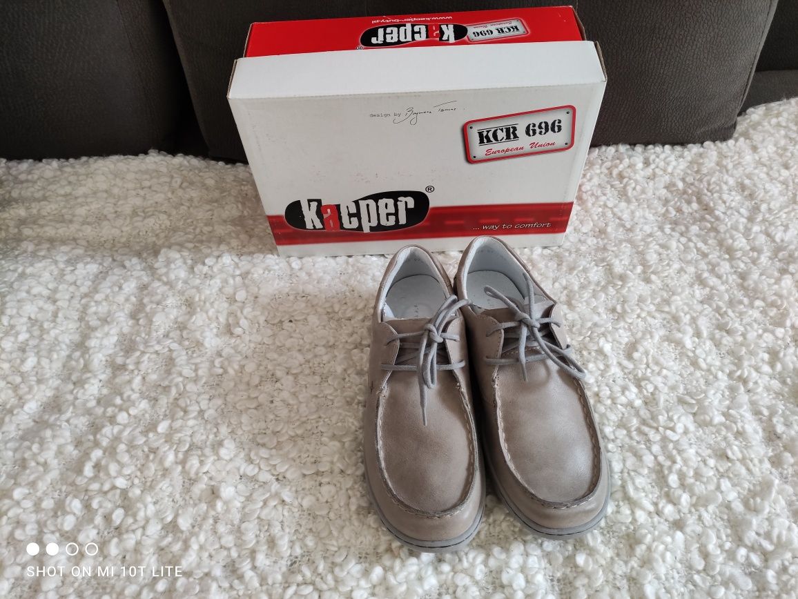 NOWE damskie półbuty 38 ze skóry licowej super firmy KACPER !!!