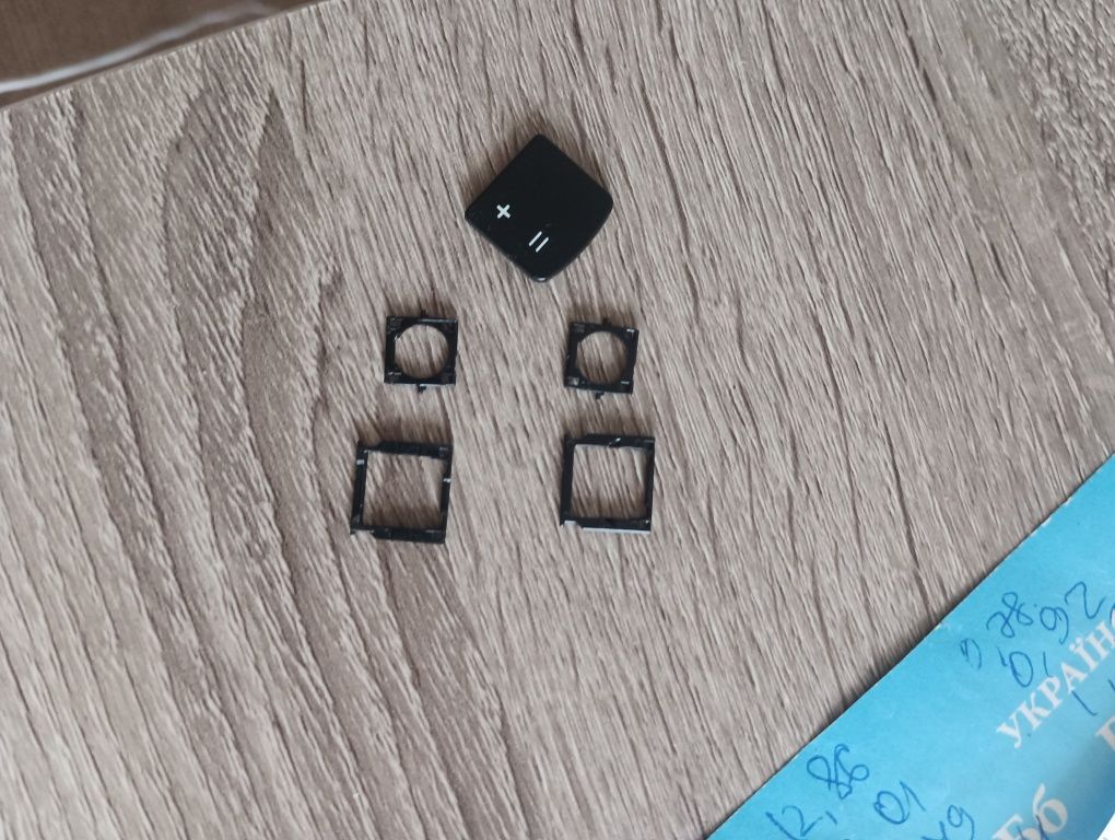 Клавиши, кнопки из клавиатуры на Lenovo z510, z585 поштучно