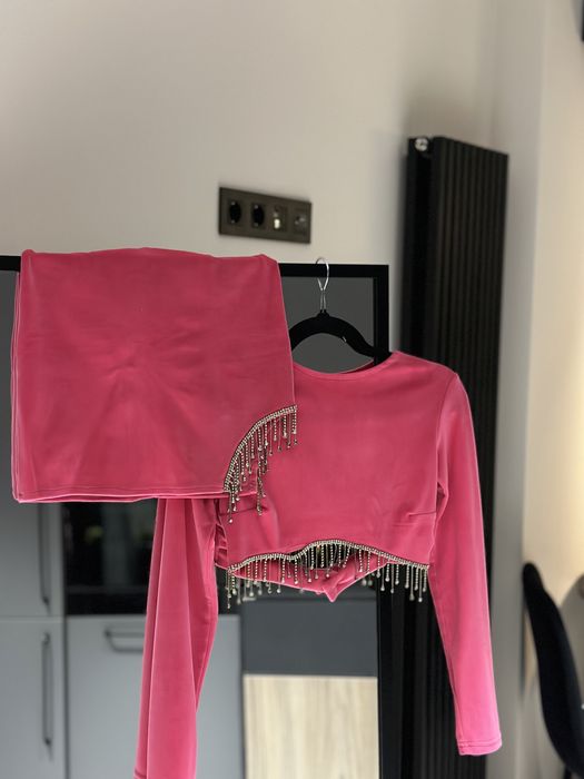 Костюм с юбкой