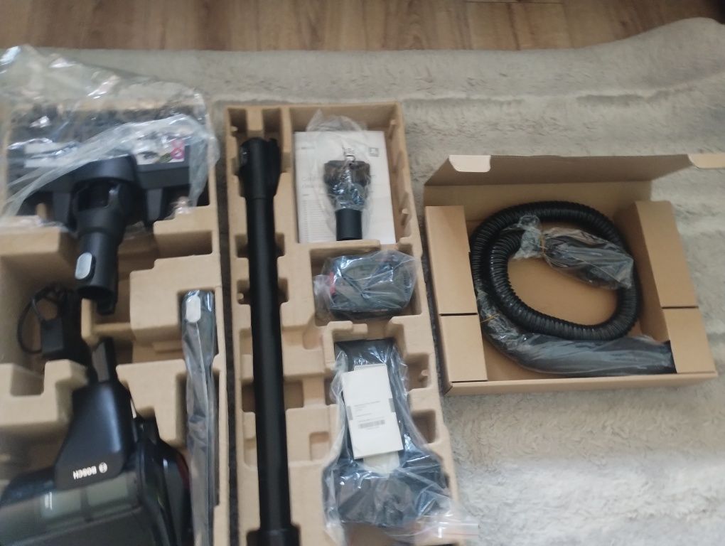 Nowy odkurzacz bezprzewodowy Bosch Unlimited 8 Gen2 ProPower ,okazja.