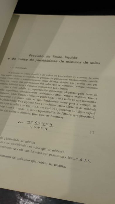 Índice de Plasticidade de misturas de solos
