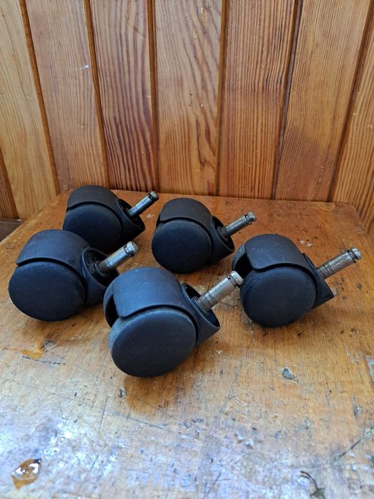 Колёсики для офисного кресла/стула