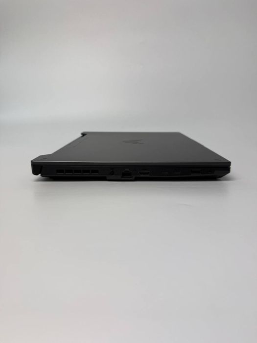 Asus TUF F15 | i7-12700H | RTX 4070 8 ГБ | 32/1 ТБ |144 Гц 100% sRGB