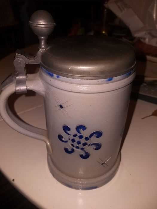 Autorski,ceramiczny,stary kufel z sygnaturami