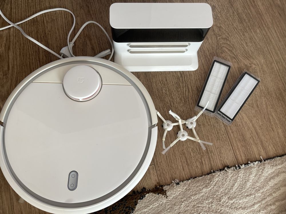 Робот пылесос Xiaomi Vacuum Cleaner SDJQR02RR