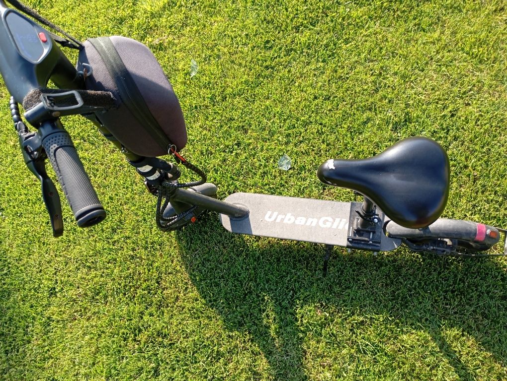 Trotinete 100xs/S com assento 298€ sem assento 250€