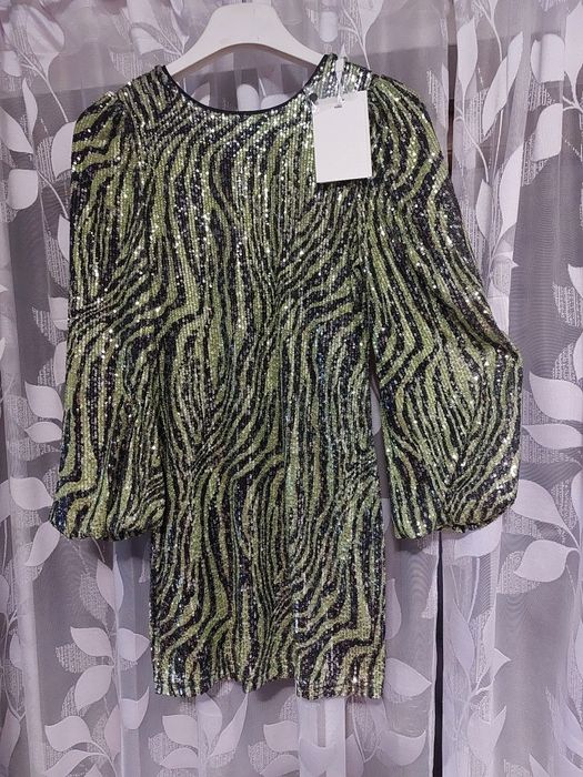 Sukienka cekinowa Y.A.S rozmiar M