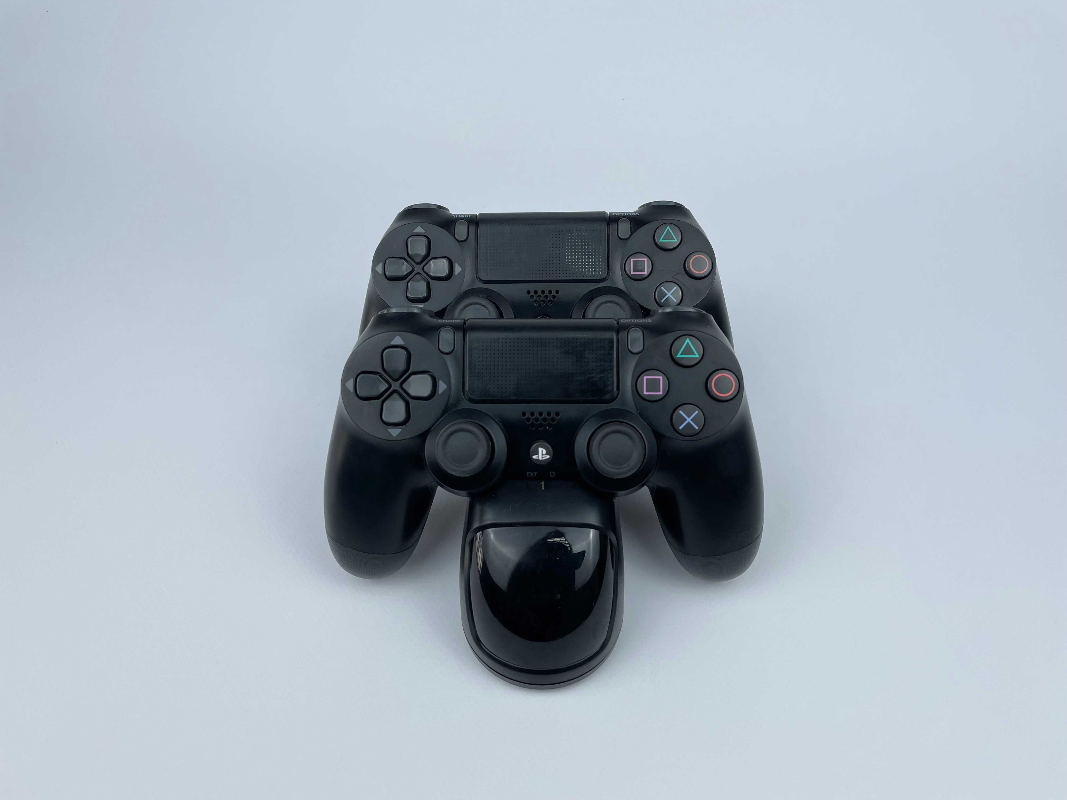 Двійна зарядна станція для геймпадів PlayStation 4 Dualshock 4