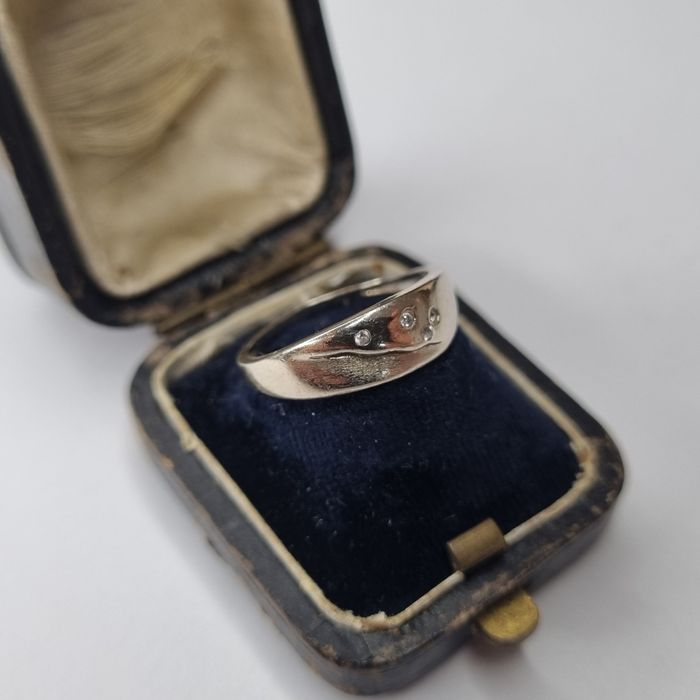 Złoty pierścionek z cyrkoniami złoto 585