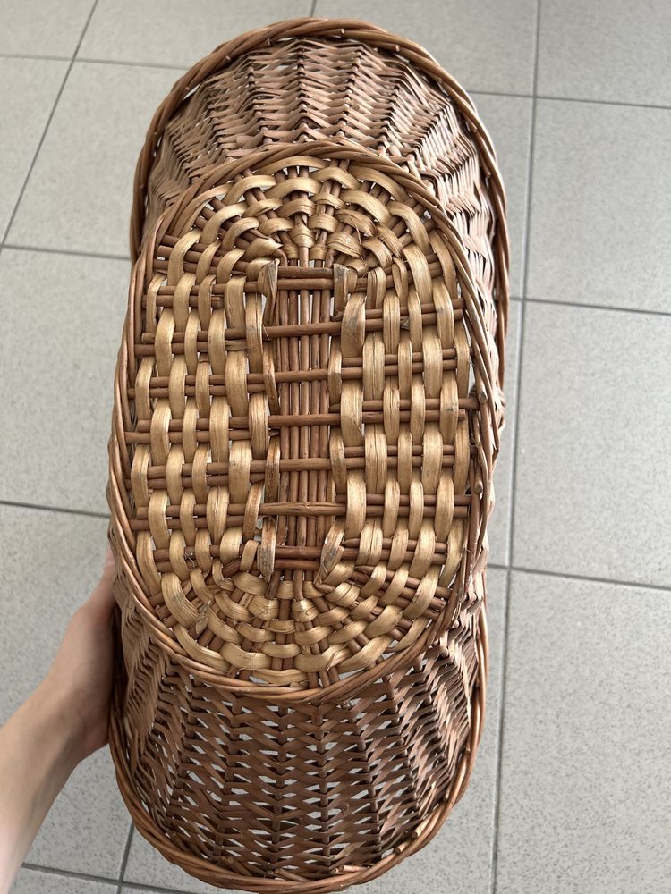 Cesto de verga castanho