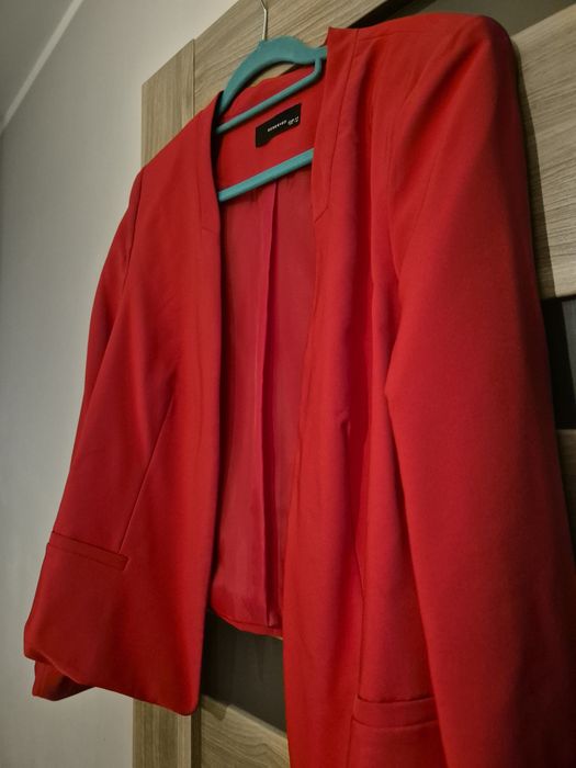 Czerwona marynarka Reserved rozmiar 44