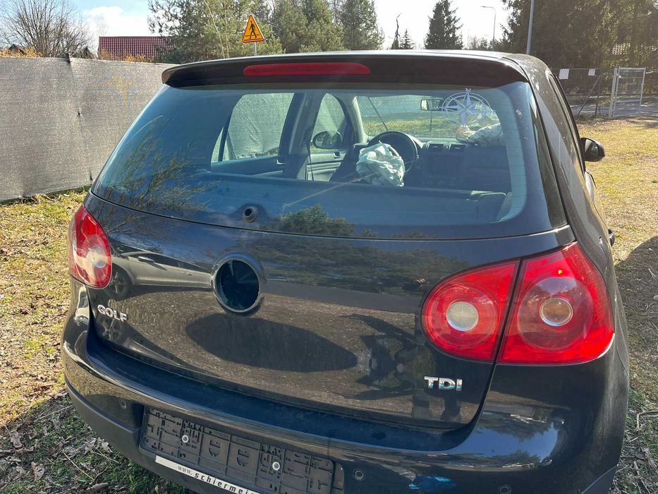 klapa szyba tył tylna tylnia vw golf v 5 hatchback htb czarna lc9z