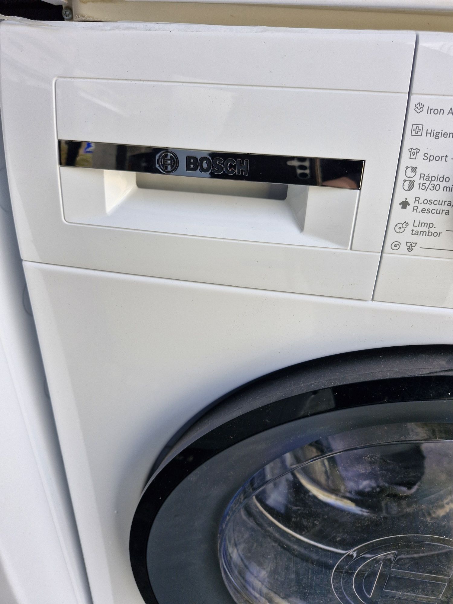 Máquina de lavar roupa bosch .9 kg