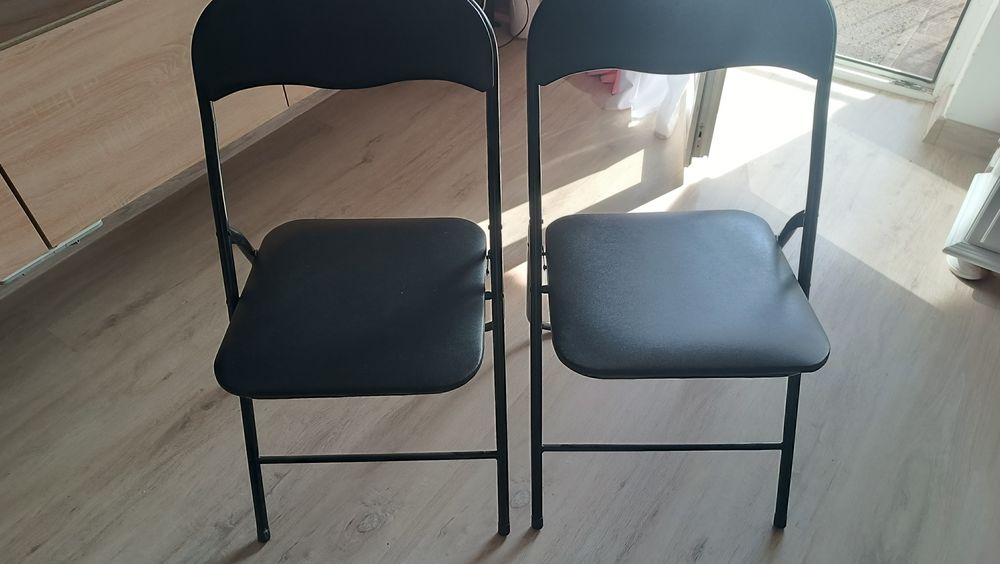 Krzesełka 2szt. Idealny stan.