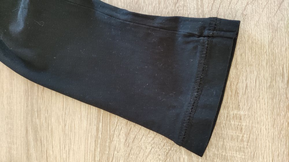 T-shirt rozm. 140, reserved, bluzeczka czarna