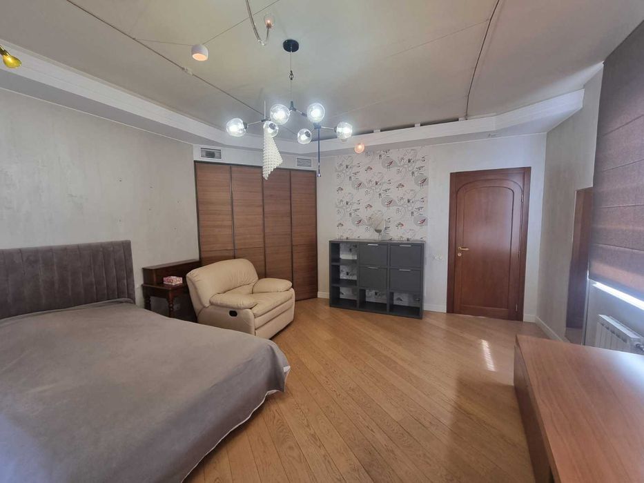 БЕЗ КОМІСІЇ здам 4 кім кв. вул. Гетьмана Скоропадського(Толстого) 39