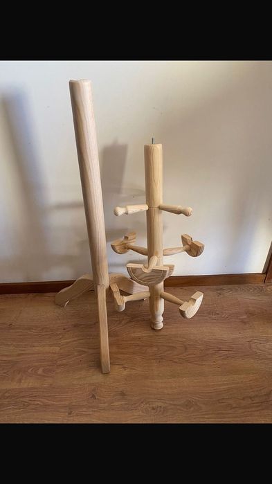 Bengaleiro de madeira maciça 1,71 m de altura