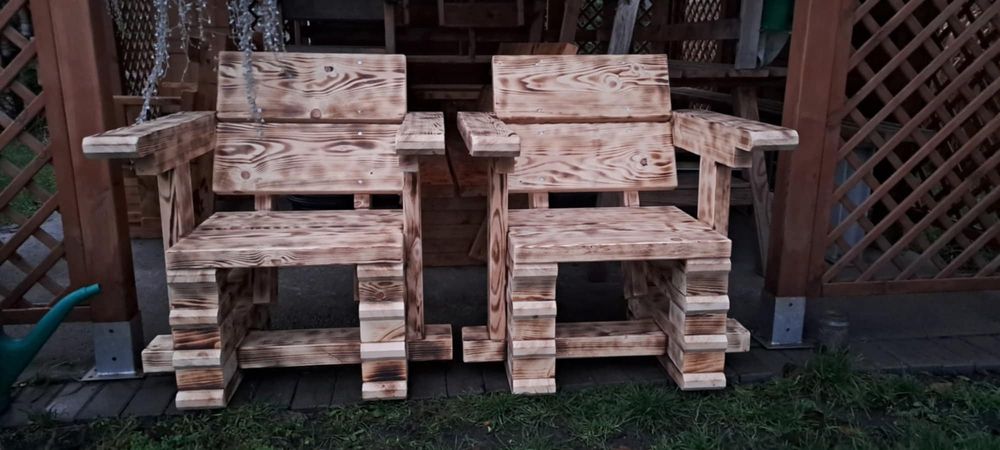 Rzemieślnicze fotele ogrodowe bardzo wygodne i solidne