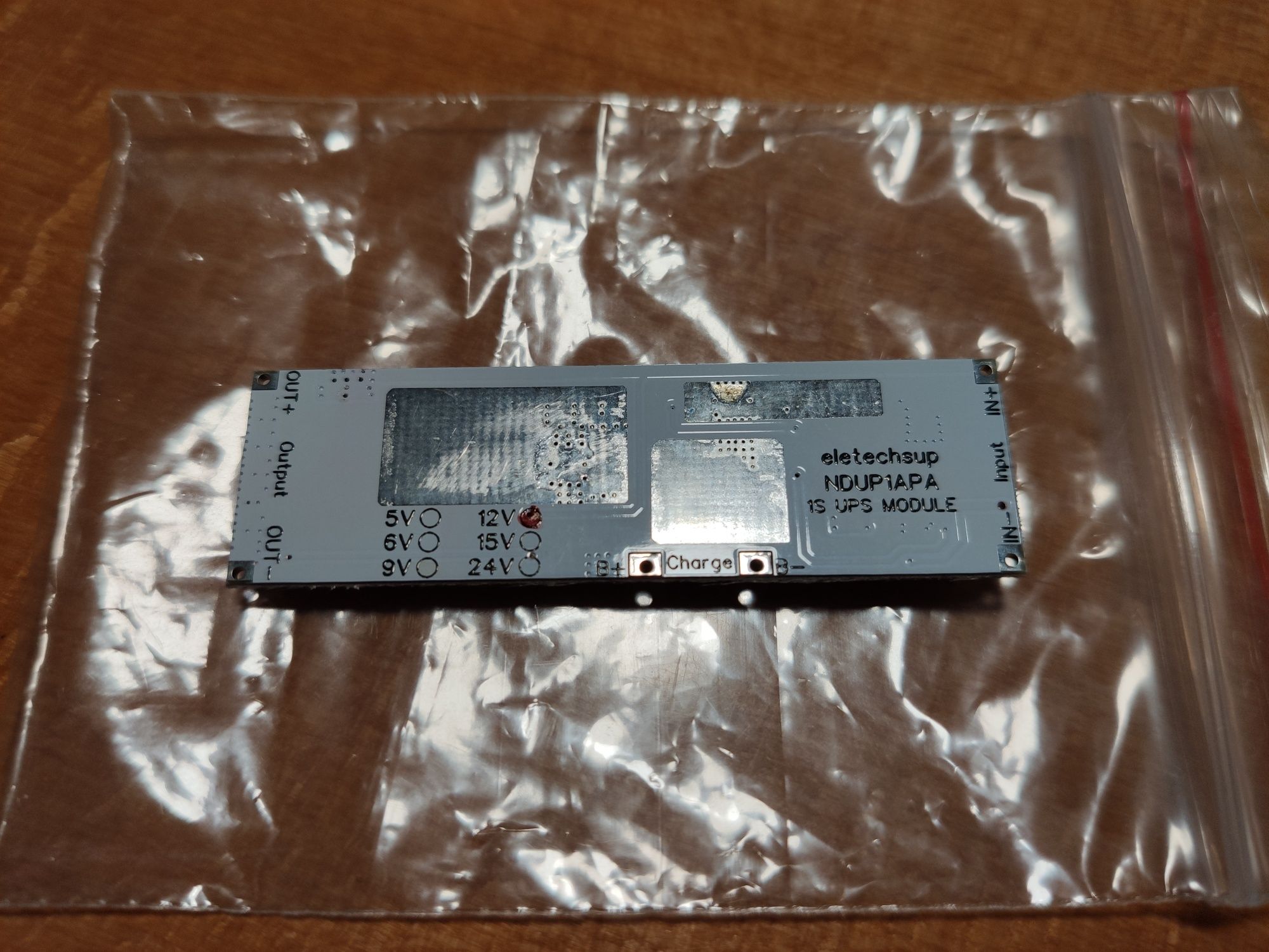 Плата UPS модуль 12V 15W 3.7V 1S Li-Ion для роутера