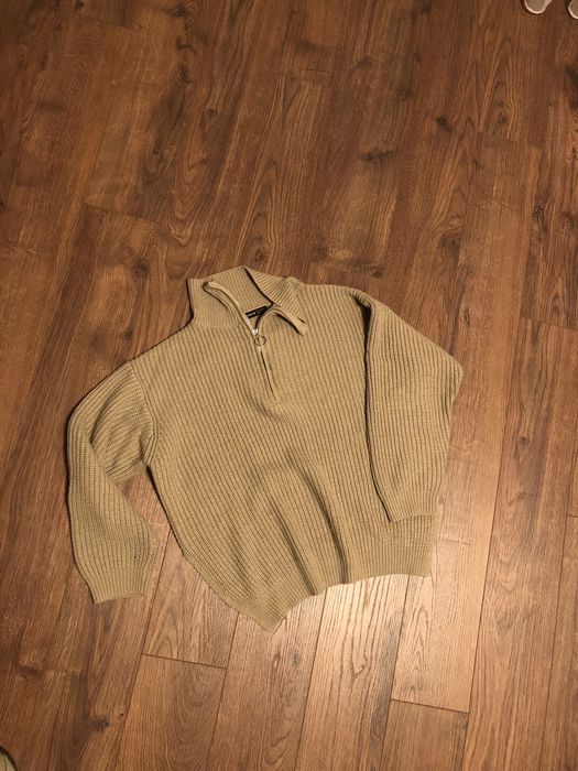 Бежевий светр джемпер кофта shein розмір m котфа гольф