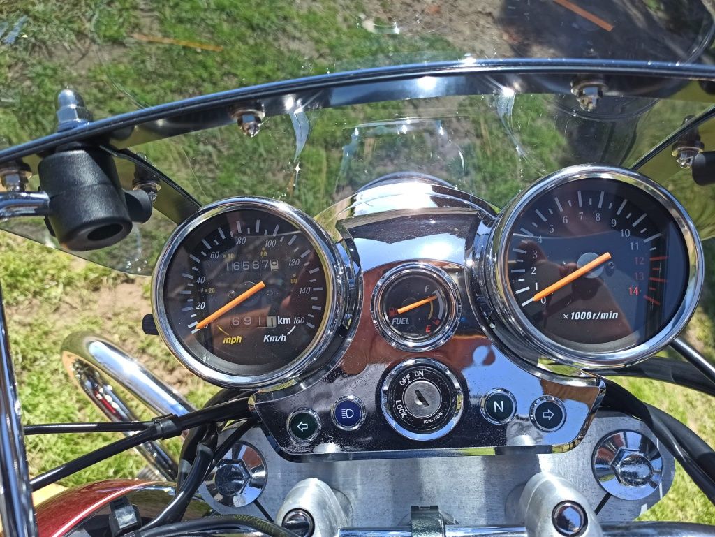 Motocykl Hyosung GV 250cm