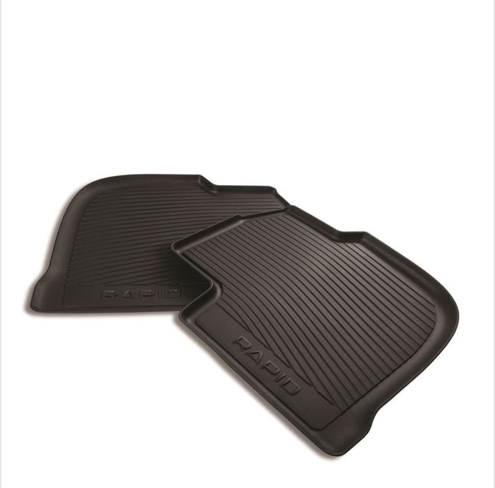 Оригінальні задні килимки в салон Skoda Rapid