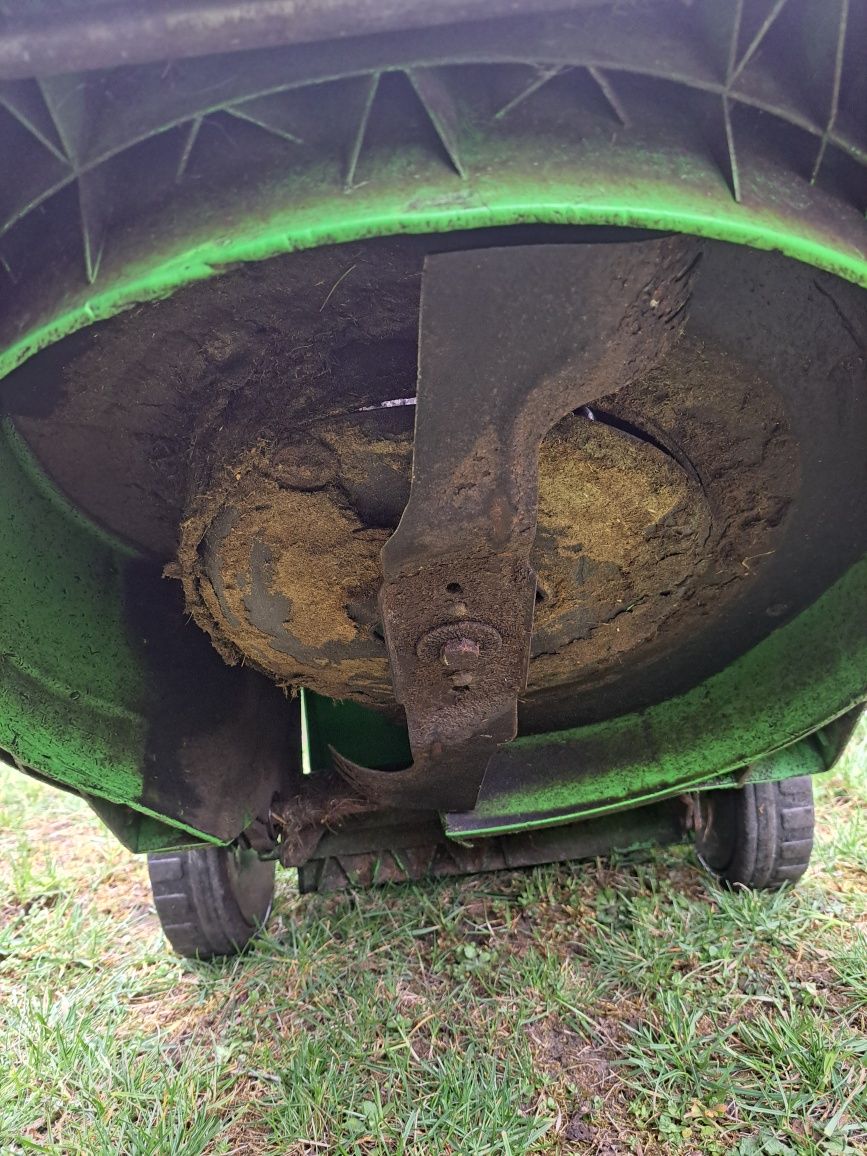 Kosiarka spalinowa  z napędem Viking MB 545