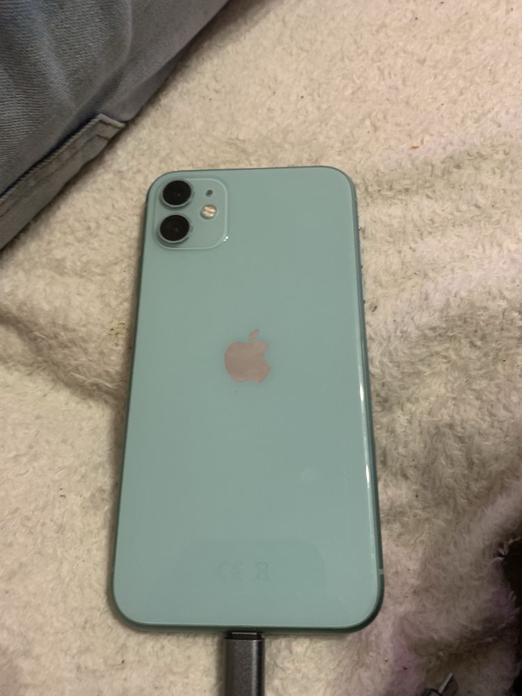 IPhone 11 256gb (zablokowany)