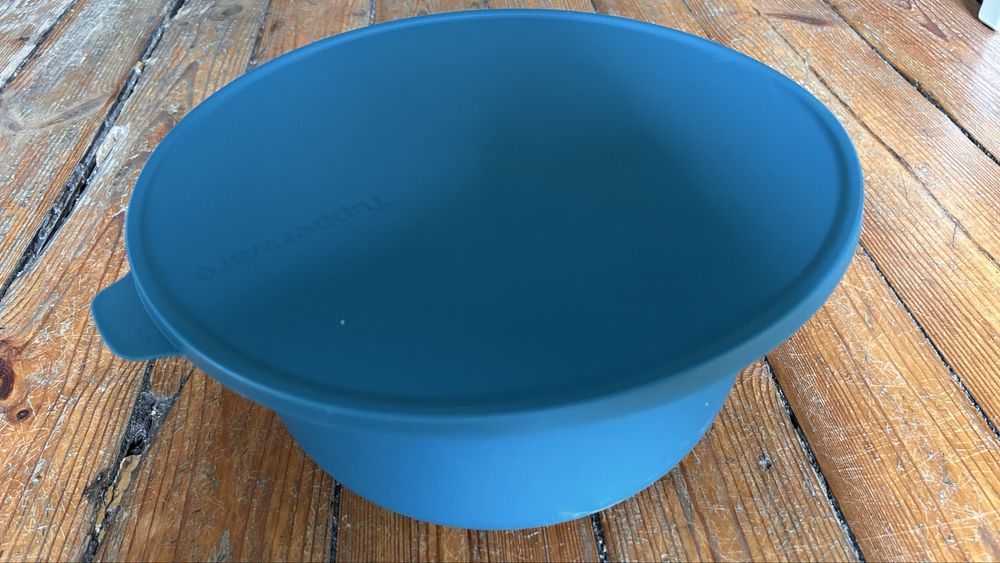 Miska Tupperware