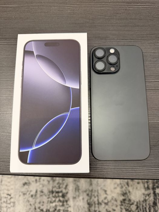 Apple iphone 16 pro max 256gb jak nowy kupiony 09-2025