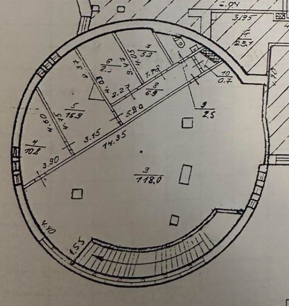 Продам Помещение 176м2. Ул А.Фабра 4 . Пр Яворницкого. Центр.