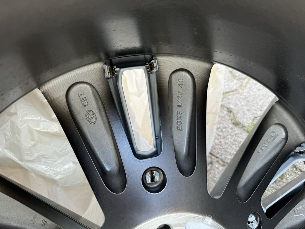 Диски R20 5 114,3 toyota Lexus 22рік 5x114.3
