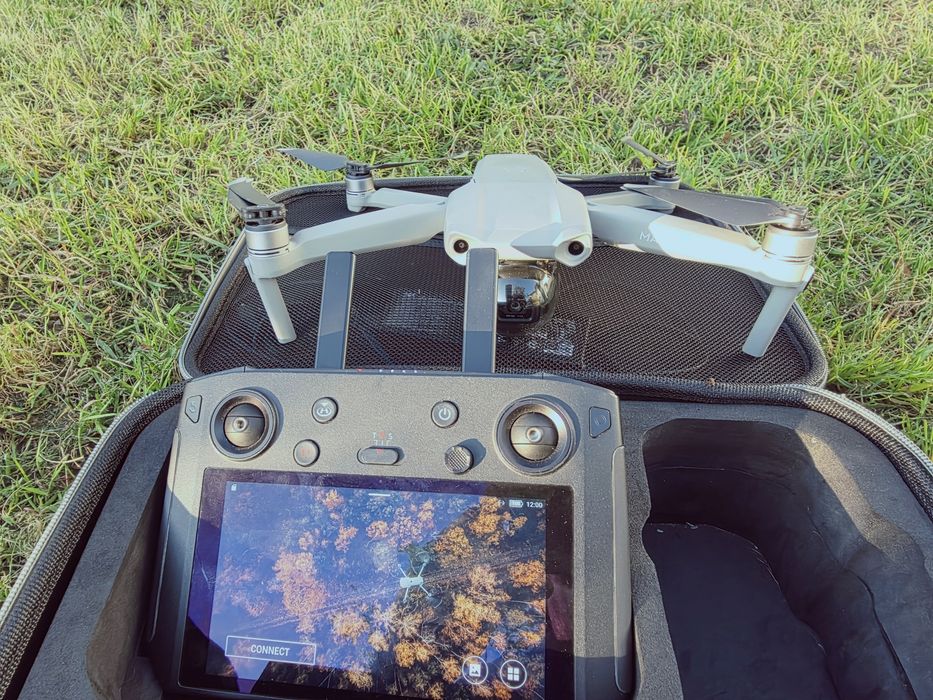 DJI Mavic Air 2 + DJI Smart Controller + 2 baterie + ładowarka