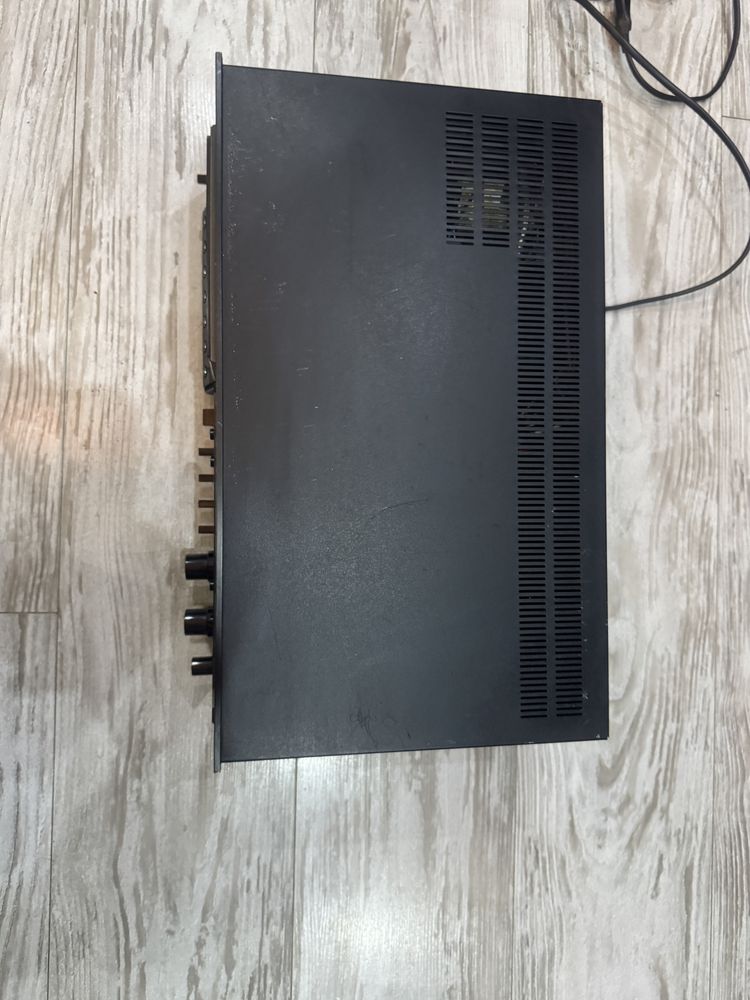 Hitachi Deck D-900