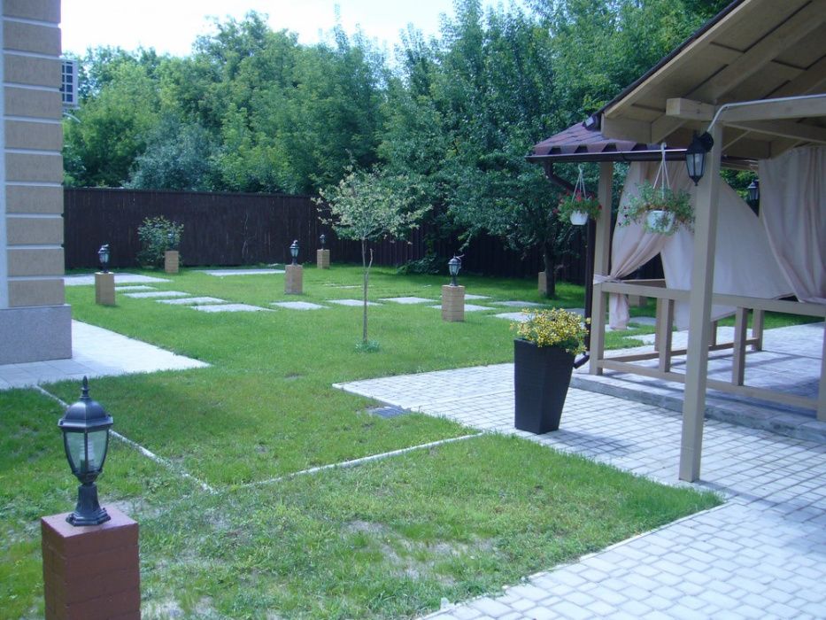 Дом посуточно 250м, еврорем, баня с купелью, беседка большая, 15сот.