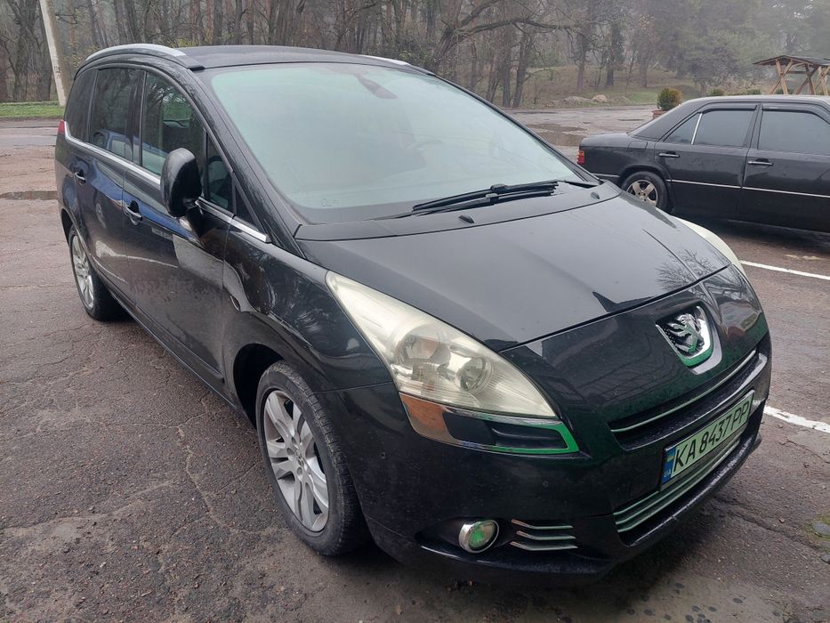 Продам пежо 5008