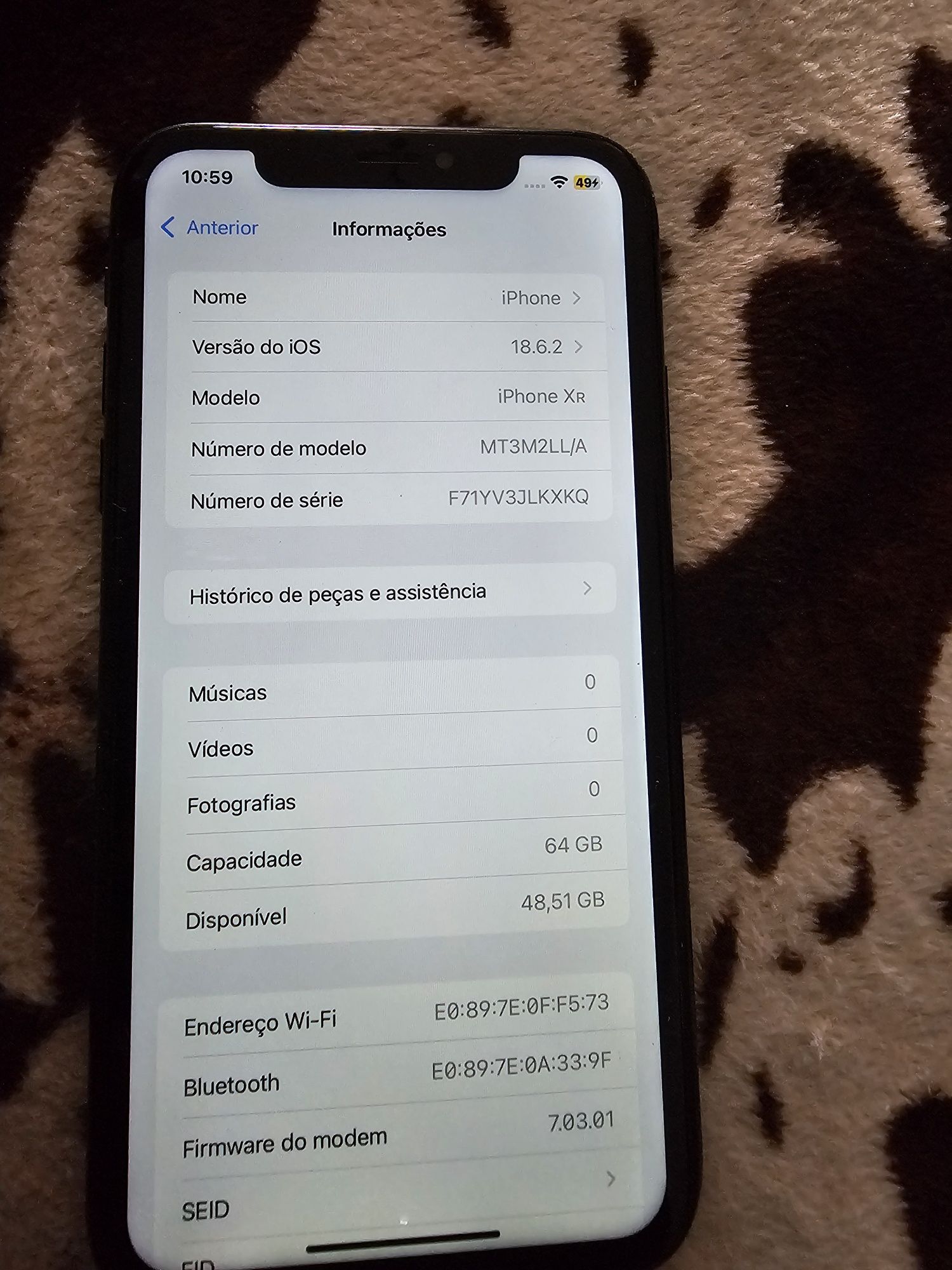 IPhone xr 64gb..