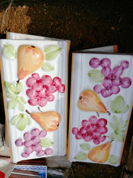 Faixa de Azulejo com fruta em relevo