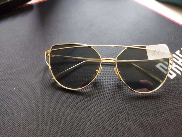Okulary przeciwsłoneczne złote prawie nowe
