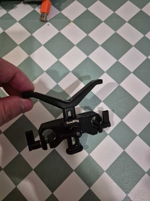 15 mm vareta (8"/20 cm de comprimento + SMALLRIG 15 mm Lens Support