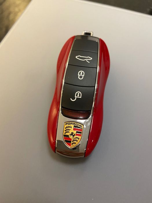Pilot kluczyk Porsche oryginalny nowy czerwony