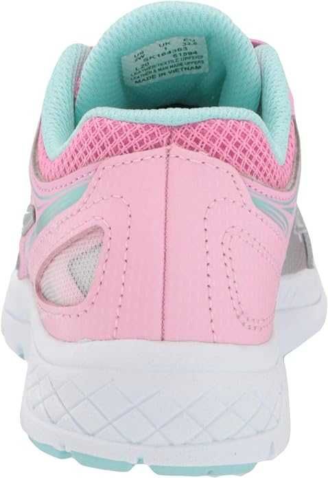 Новые кожаные кроссовки для бега Saucony для девочки 38 р