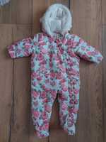 Kombinezon w kwiatki nieprzemakalny baby m&co 6-9 m 68-74 cm