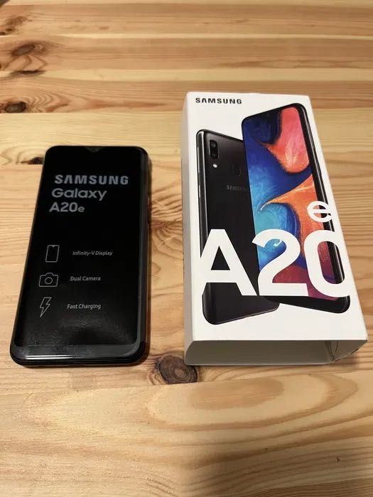Samsung A20 - Preto