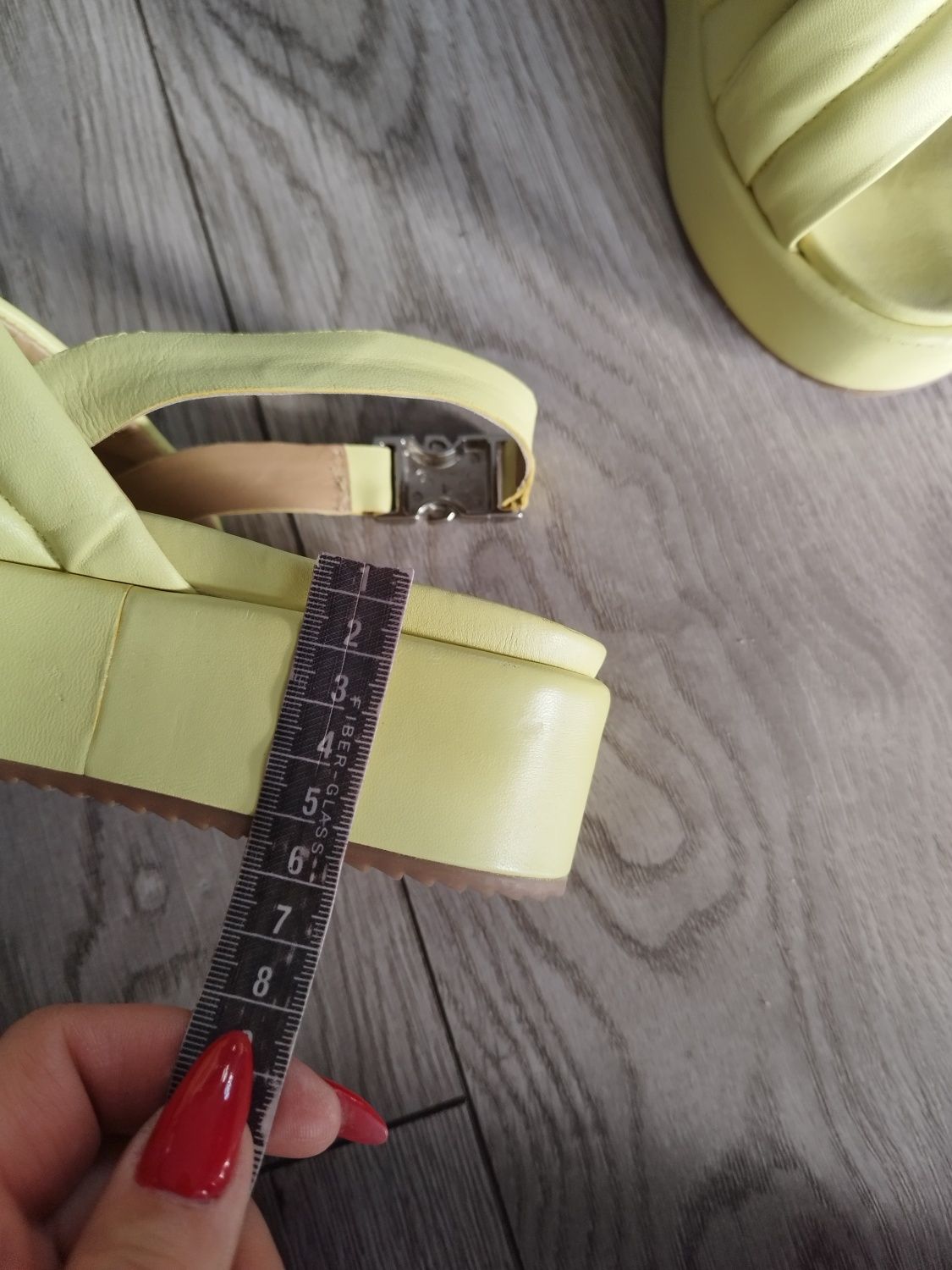 R.38 Ewa Minge limonkowe sandały klapki damskie