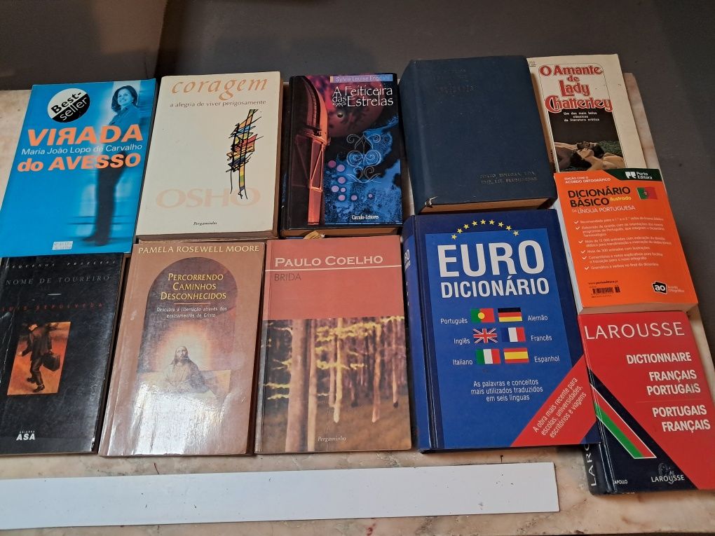Varios livros história,e outros ver fotos
