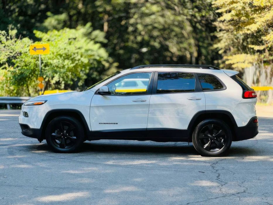 Jeep Cherokee Limited      2016