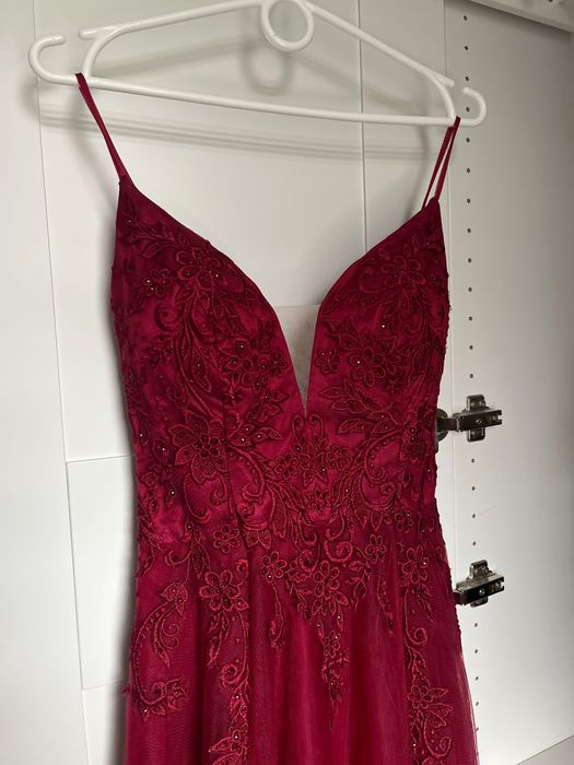 Sukienka na studniówkę