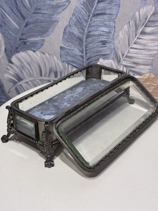 Винтажная шкатулка для украшений