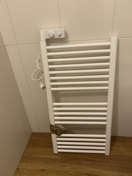 RADIADOR elétrico de TOALHEIRO de parede
